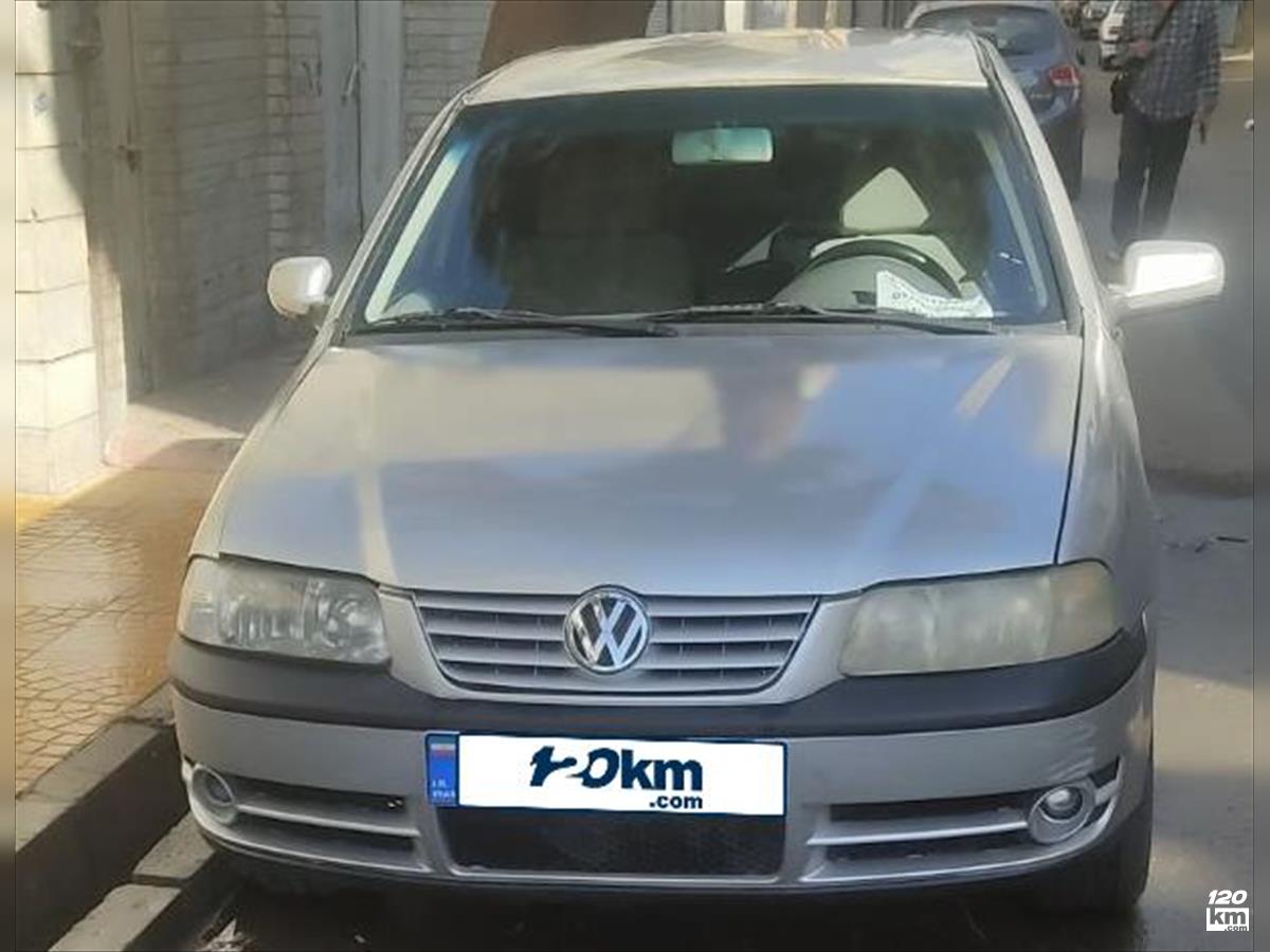 فروش فولکس گل ۱۳۸۵ نقره ای چند لکه رنگ تهران شهرک ولیعصر (۲۱ آبان ۱۴۰۴)