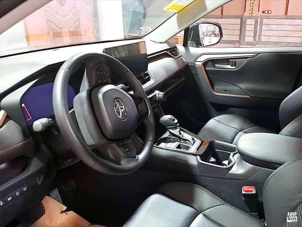 فروش تویوتا وایلدلندر 2 لیتر ۲۰۲۵ صفر مشکی بدون رنگ ساری فرهنگ (۲۲ آبان ۱۴۰۴)