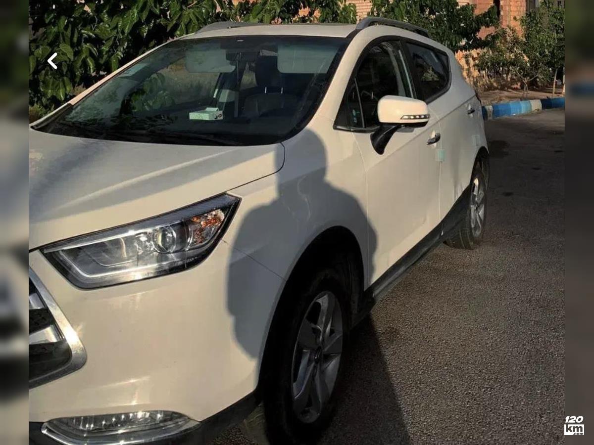 فروش جک اس 3 ۱۳۹۷ (کم کارکرد) سفید بدون رنگ تبریز رشدیه (۲۲ آبان ۱۴۰۴)