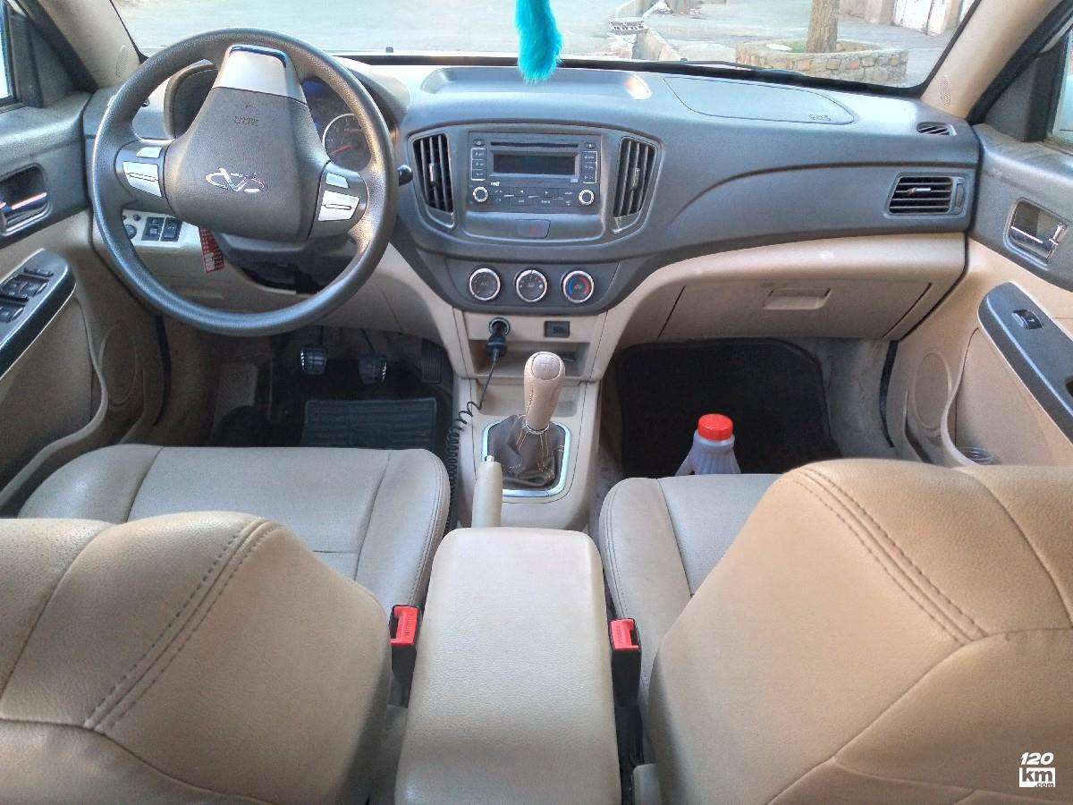 فروش ام وی ام 550 ۱۳۹۴ (کم کارکرد) سفید یک لکه رنگ کرج گوهردشت (۲۳ آبان ۱۴۰۴)