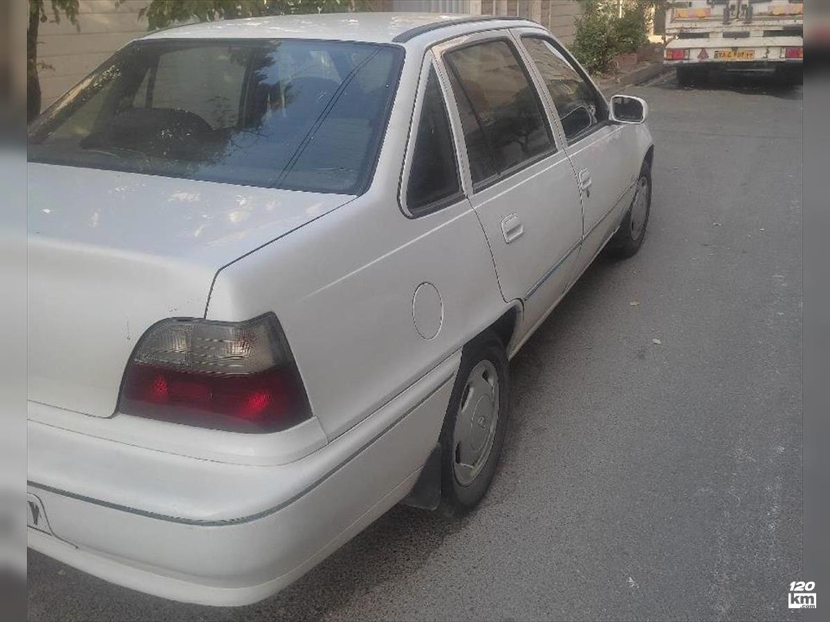 فروش دوو سیلو صندوقدار ۱۳۸۳ سفید دو لکه رنگ تهران مهرآباد (۲۳ آبان ۱۴۰۴)