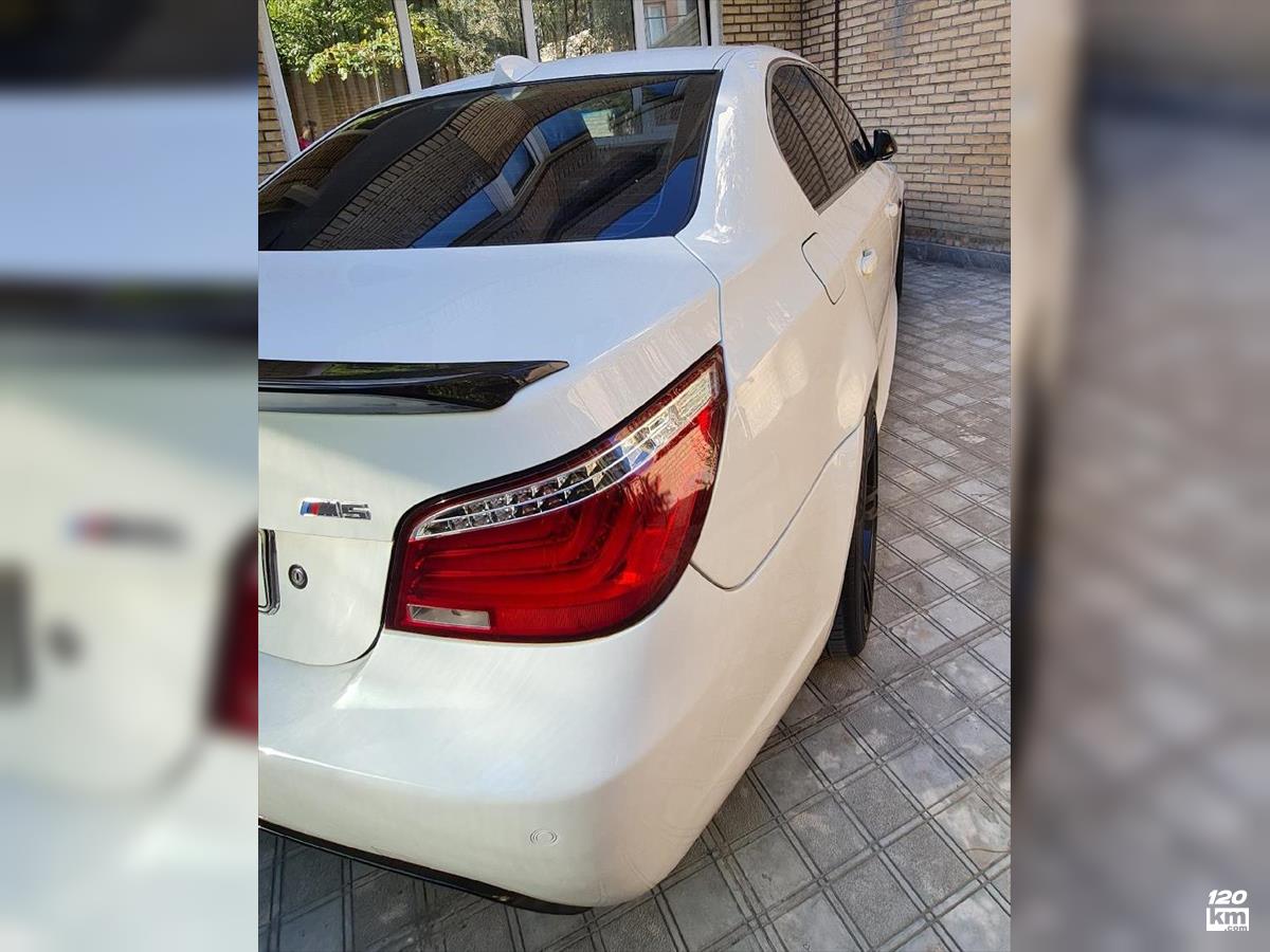 فروش بی ام و سری 5 525i ۲۰۰۸ (کم کارکرد) سفید یک لکه رنگ مشهد فرامرز عباسی (۲۴ آبان ۱۴۰۴)