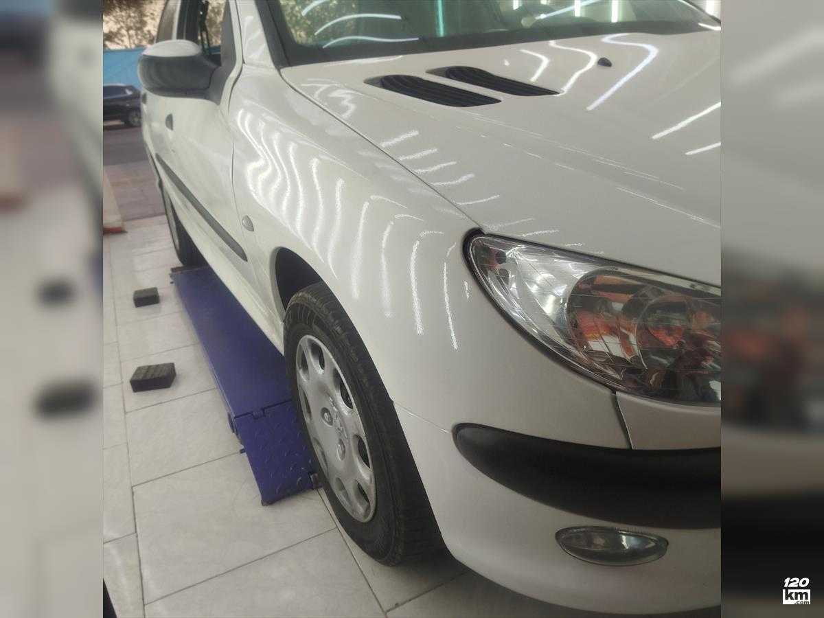 فروش پژو 206 تیپ 2 ۱۳۹۵ سفید چند لکه رنگ تهران افسریه (۲۵ آبان ۱۴۰۴)