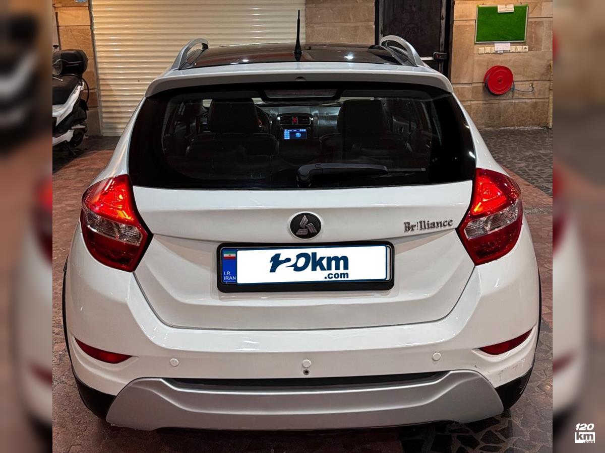 فروش برلیانس کراس C3 ۱۳۹۷ سفید یک لکه رنگ تهران دروازه شمیران (۲۵ آبان ۱۴۰۴)