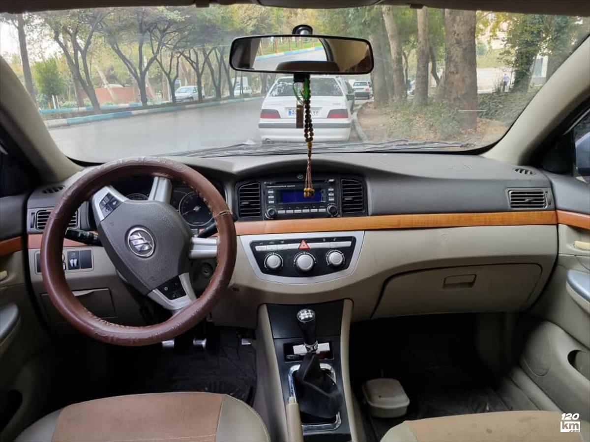 فروش لیفان 620 1.6L ۱۳۹۱ سفید دور رنگ اصفهان فولاد شهر (۲۷ آبان ۱۴۰۴)