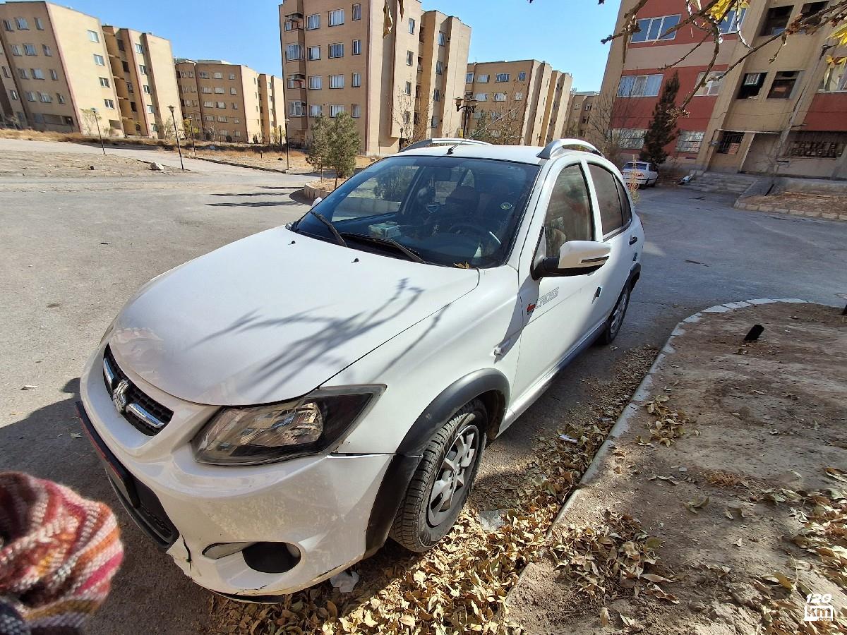 فروش کوییک ۱۴۰۱ سفید بدون رنگ مشهد گلبهار (۲۸ آبان ۱۴۰۴)