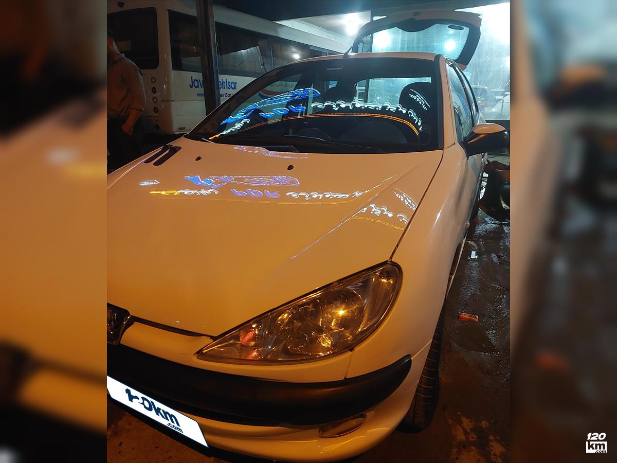 فروش پژو 206 تیپ 2 ۱۳۸۹ سفید چند لکه رنگ مشهد پیروزی (۲۸ آبان ۱۴۰۴)