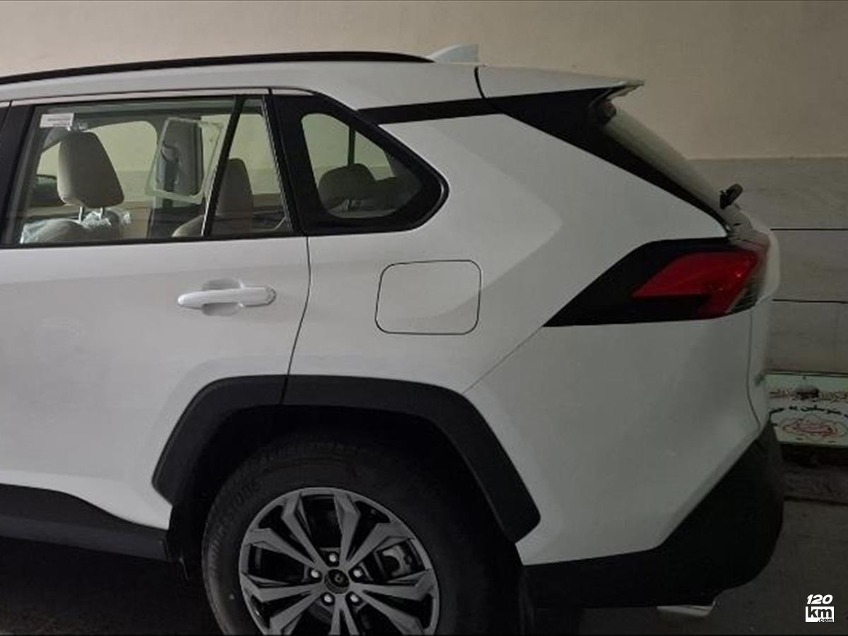 فروش تویوتا راو 4 ۲۰۲۴ صفر سفید بدون رنگ اردبیل خلخال (۳۰ آبان ۱۴۰۴)