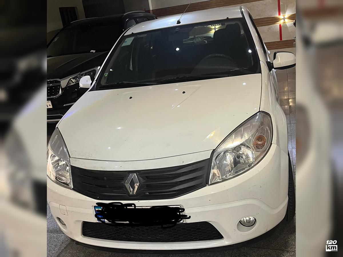 فروش رنو ساندرو ۱۳۹۵ سفید چند لکه رنگ تهران شاهین (۴ آذر ۱۴۰۴)