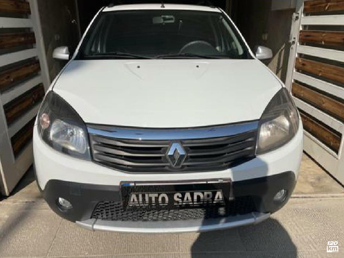 فروش رنو ساندرو استپ وی ۱۳۹۷ سفید یک لکه رنگ اصفهان ارتش (۵ آذر ۱۴۰۴)