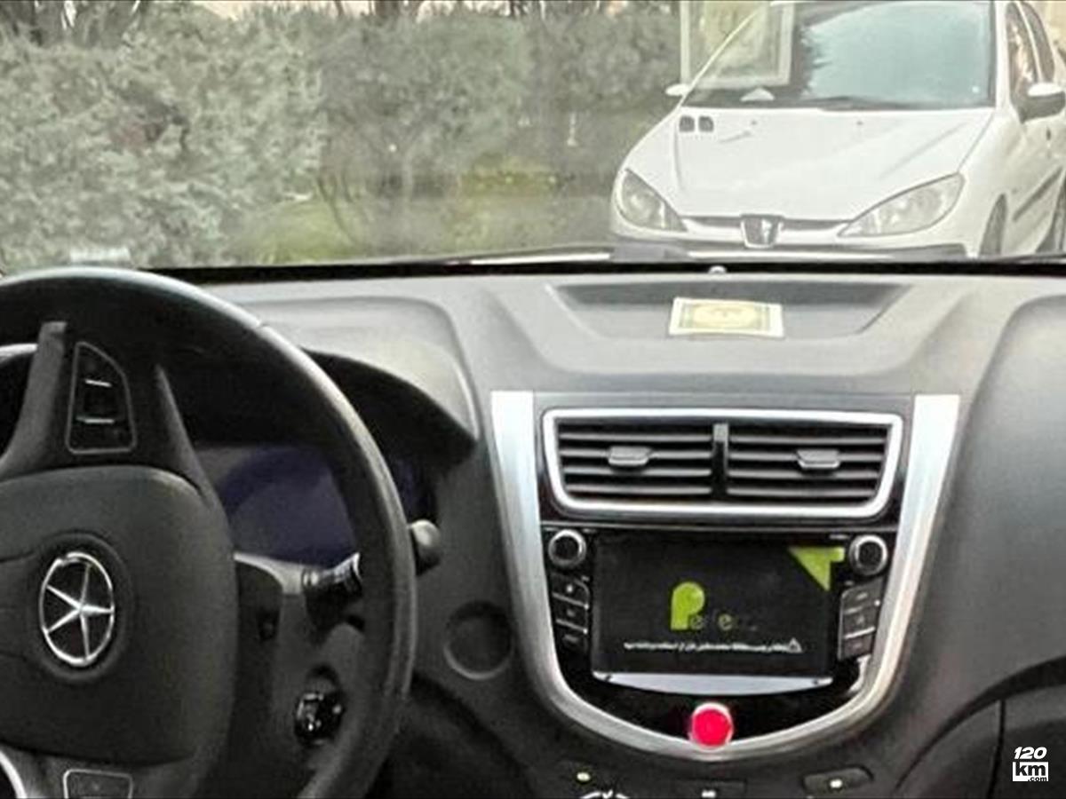 فروش جک جی 4 ۱۴۰۳ (کم کارکرد) سفید بدون رنگ کرج مهرشهر (۵ آذر ۱۴۰۴)