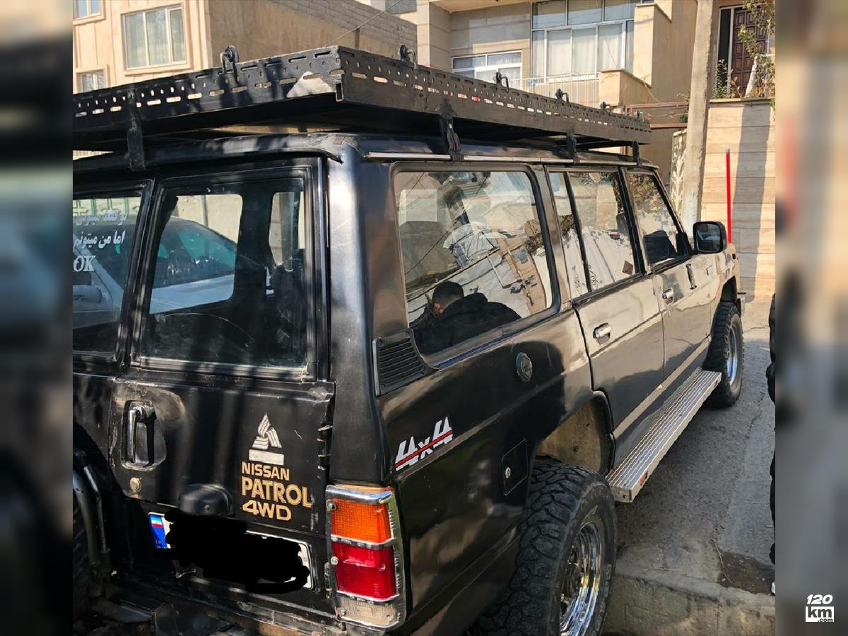 فروش نیسان پاترول چهار در ۱۳۸۲ (کم کارکرد) مشکی چند لکه رنگ قزوین (۵ آذر ۱۴۰۴)