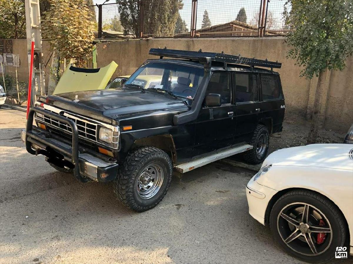 فروش نیسان پاترول چهار در ۱۳۸۲ (کم کارکرد) مشکی چند لکه رنگ قزوین (۵ آذر ۱۴۰۴)