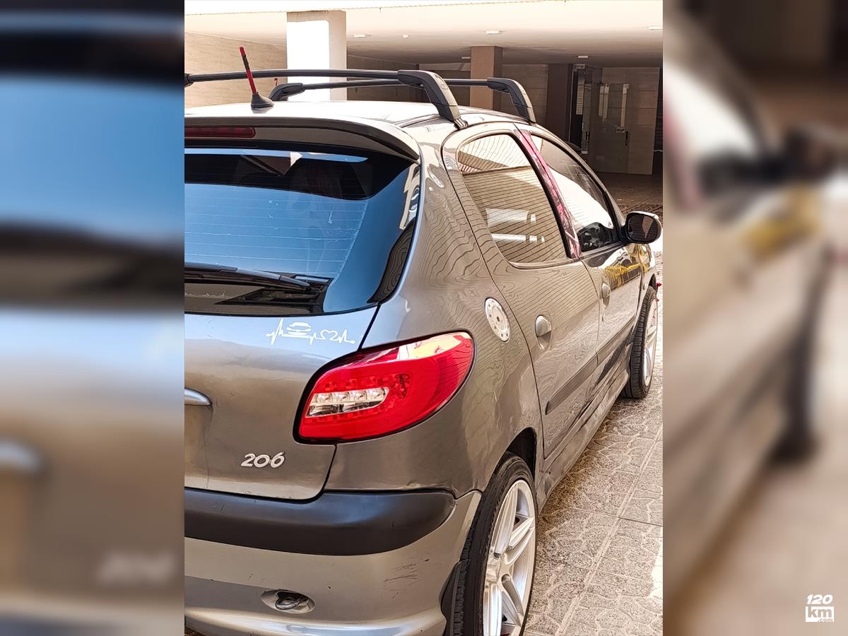 فروش پژو 206 تیپ 2 ۱۳۸۴ نوک مدادی دور رنگ اصفهان شاهین شهر (۶ آذر ۱۴۰۴)