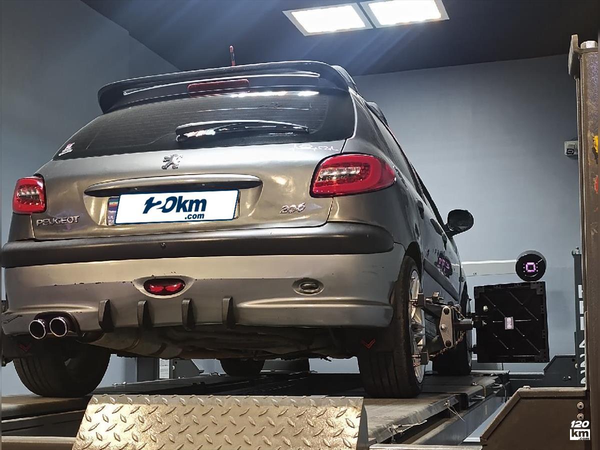 فروش پژو 206 تیپ 2 ۱۳۸۴ نوک مدادی دور رنگ اصفهان شاهین شهر (۶ آذر ۱۴۰۴)