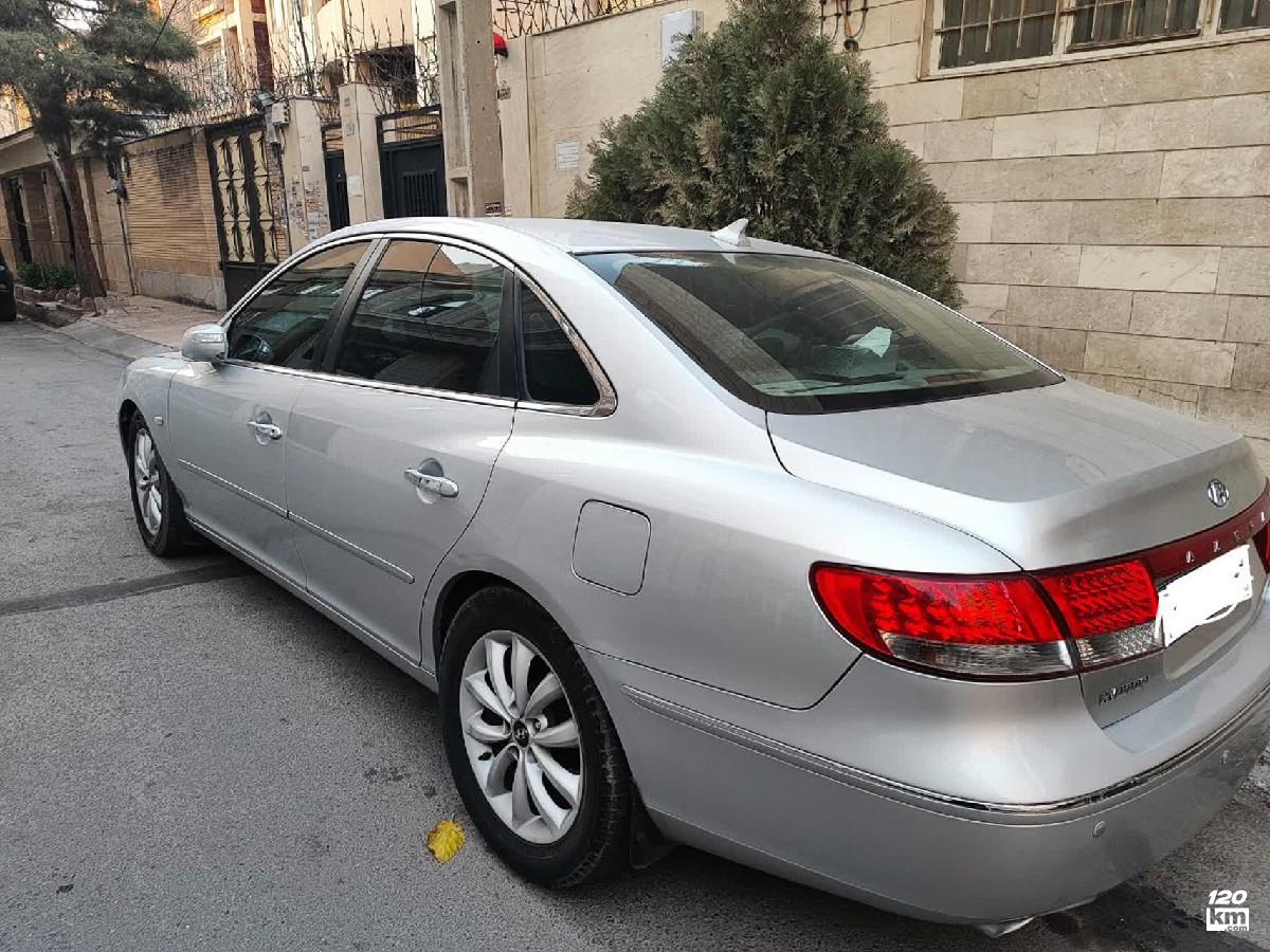 فروش هیوندای آزرا ۲۰۰۷ نقره ای یک لکه رنگ خراسان رضوی طرقبه (۸ آذر ۱۴۰۴)