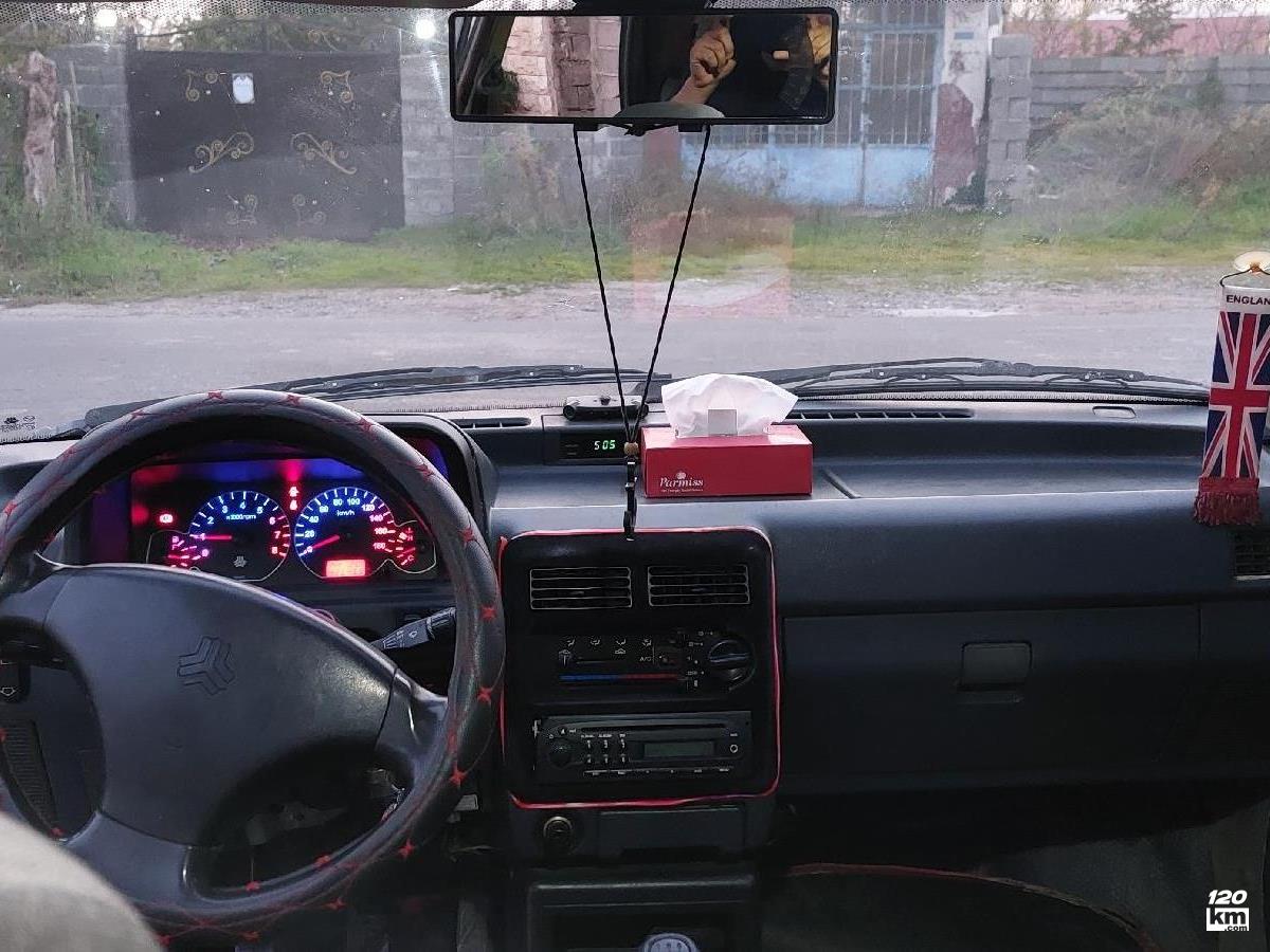 فروش پراید صندوقدار ۱۳۷۴ سرمه ای دور رنگ رشت استقامت (۸ آذر ۱۴۰۴)