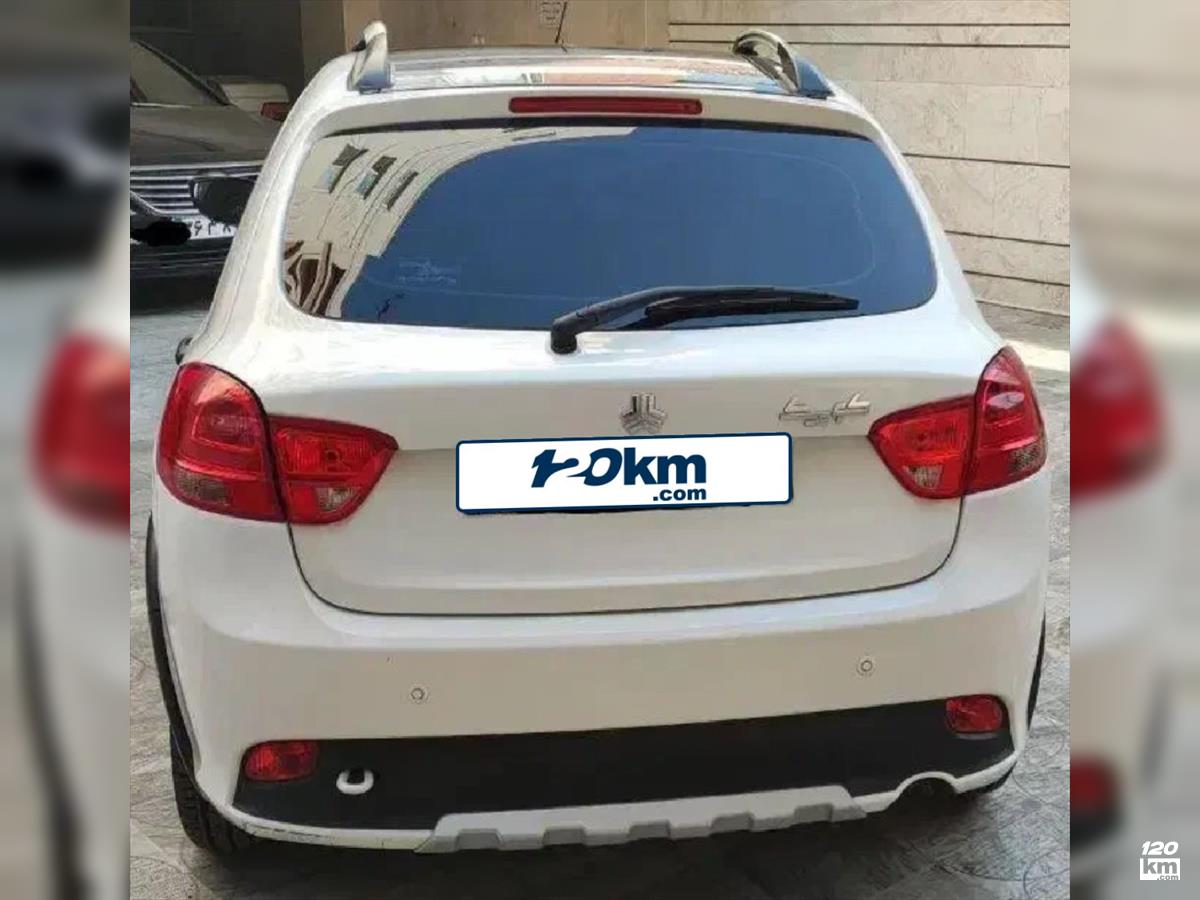 فروش کوییک R پلاس ۱۴۰۳ (کم کارکرد) بژ بدون رنگ تهران آزادی (۹ آذر ۱۴۰۴)