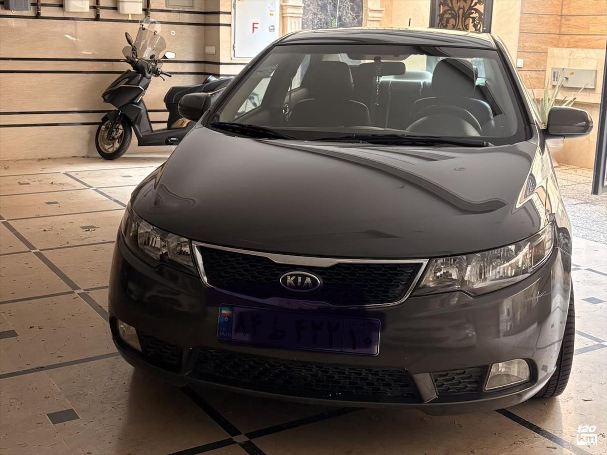 فروش کیا سراتو 2000cc ۱۳۹۶ (کم کارکرد) نوک مدادی گلگیر تعویض تهران نیرو هوایی (۹ آذر ۱۴۰۴)