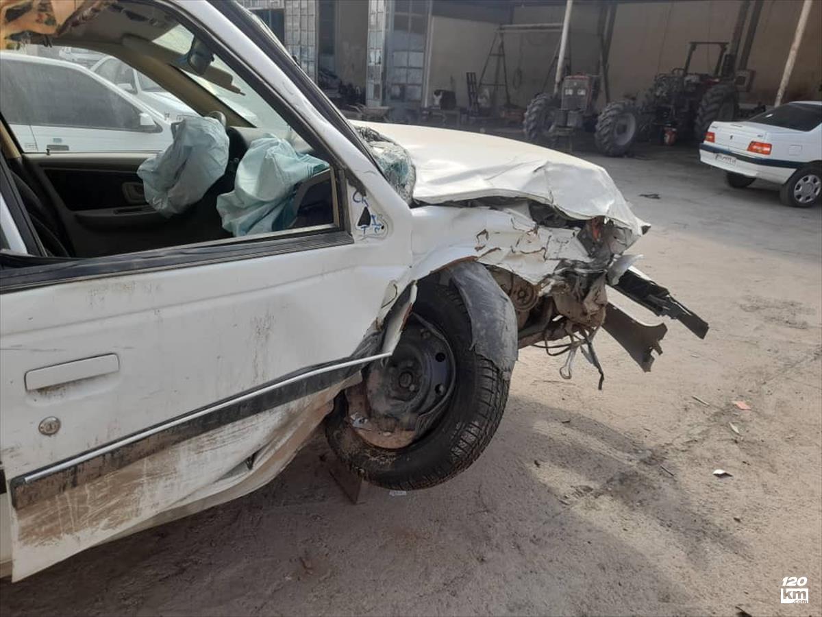 فروش پژو پارس LX ۱۴۰۲ سفید تصادفی اهواز زرگان (۱۰ آذر ۱۴۰۴)