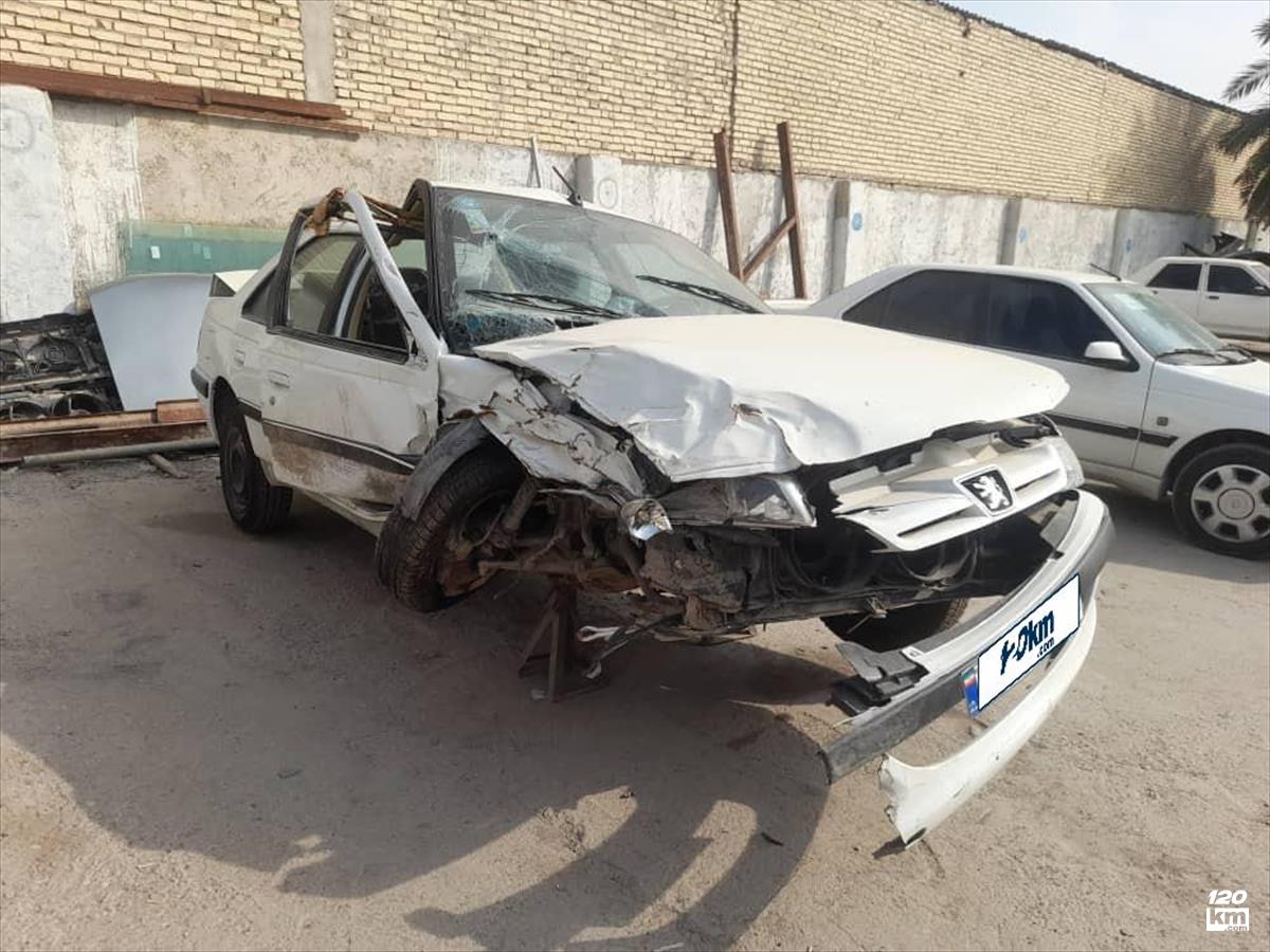 فروش پژو پارس LX ۱۴۰۲ سفید تصادفی اهواز زرگان (۱۰ آذر ۱۴۰۴)