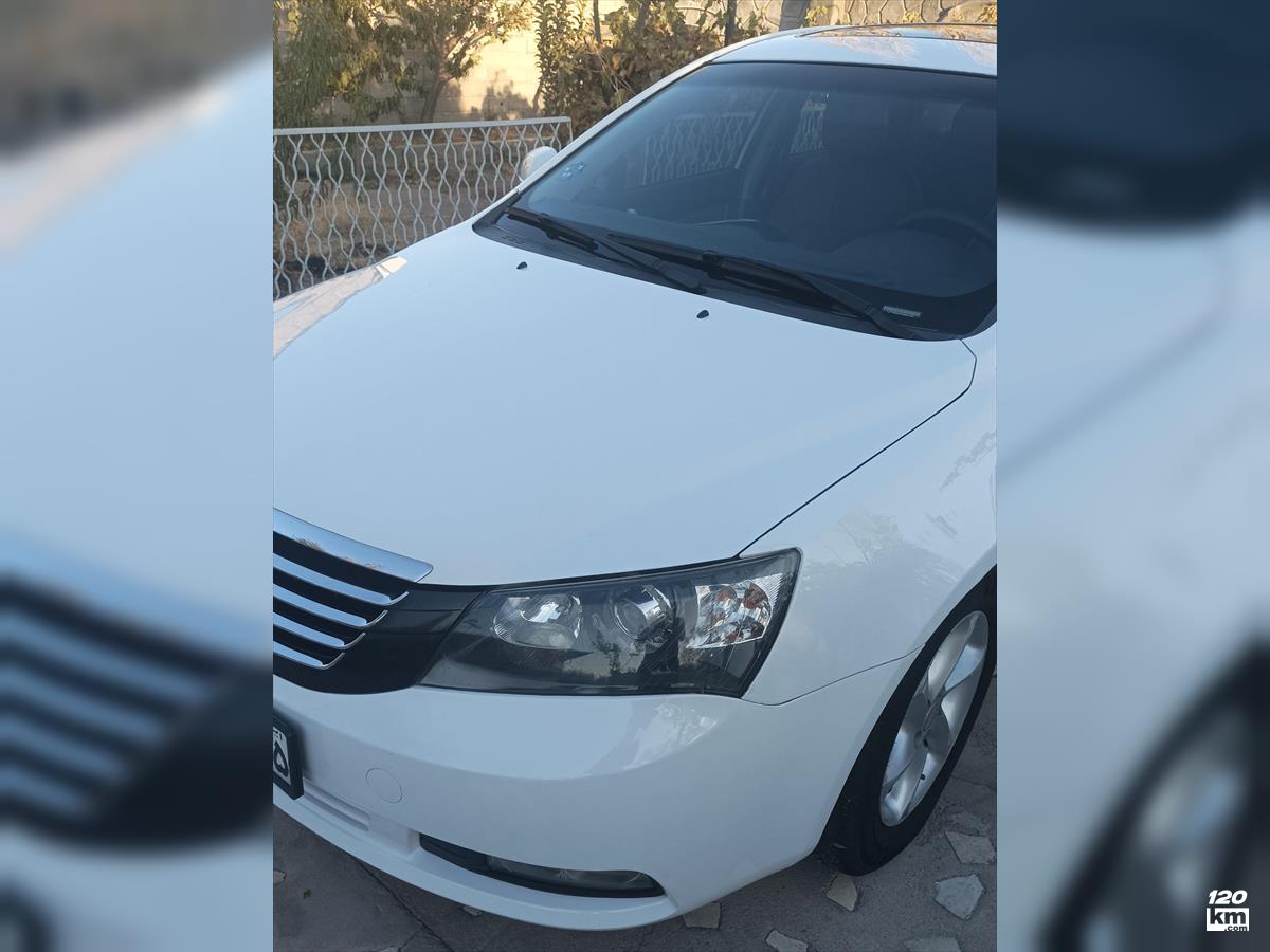 فروش جیلی امگرند 7 ۲۰۱۳ سفید دو لکه رنگ تبریز حافظ (۱۱ آذر ۱۴۰۴)