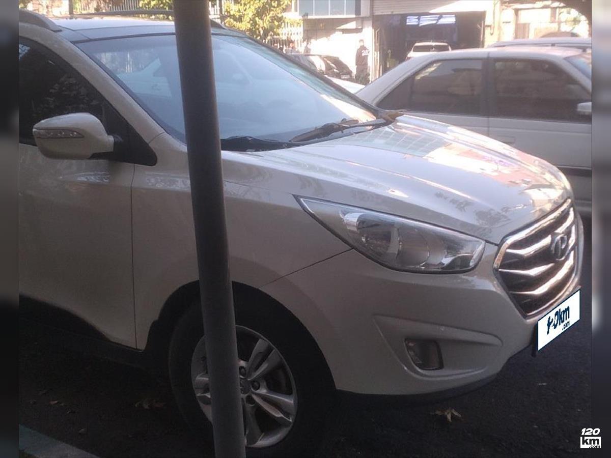 فروش هیوندای توسان ix35 ۲۰۱۳ سفید بدون رنگ تهران شهریار (۱۴ آذر ۱۴۰۴)