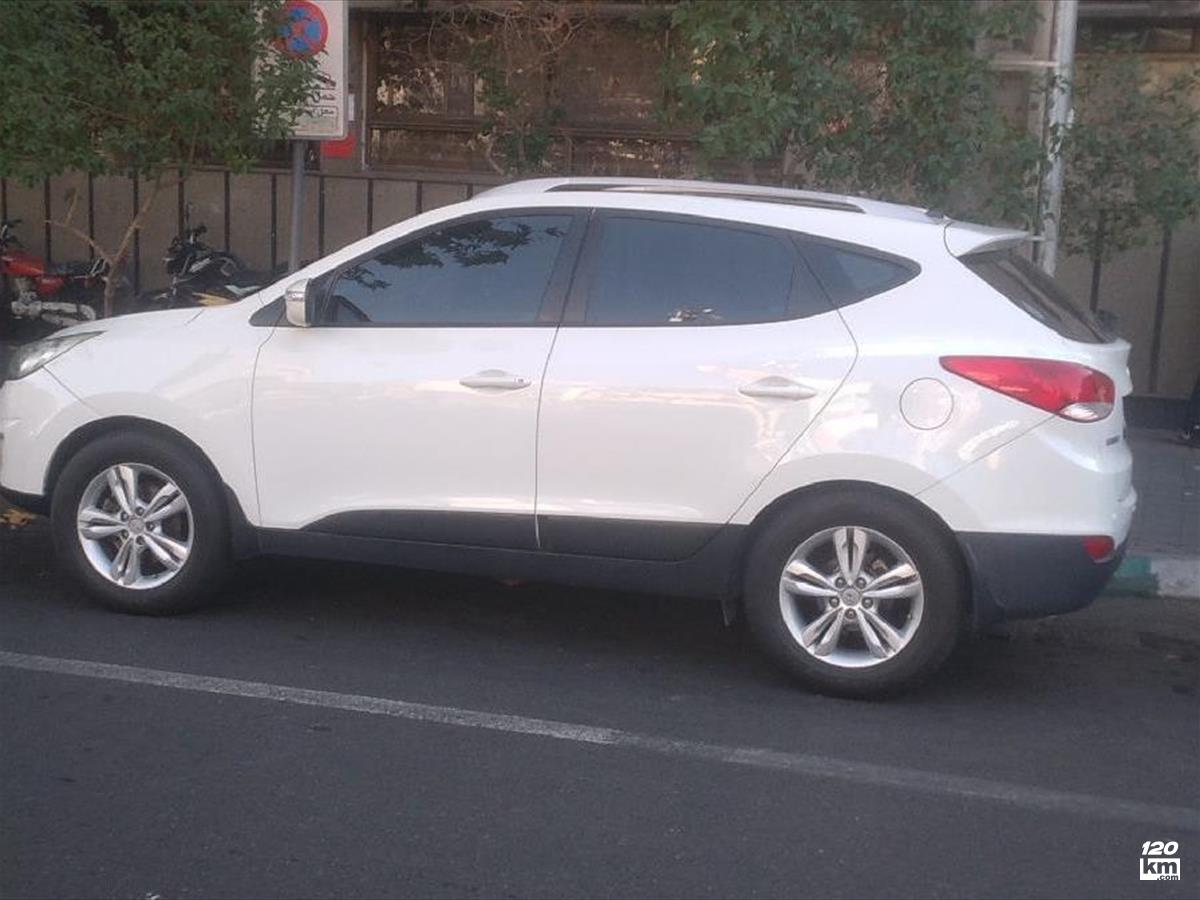 فروش هیوندای توسان ix35 ۲۰۱۳ سفید بدون رنگ تهران شهریار (۱۴ آذر ۱۴۰۴)