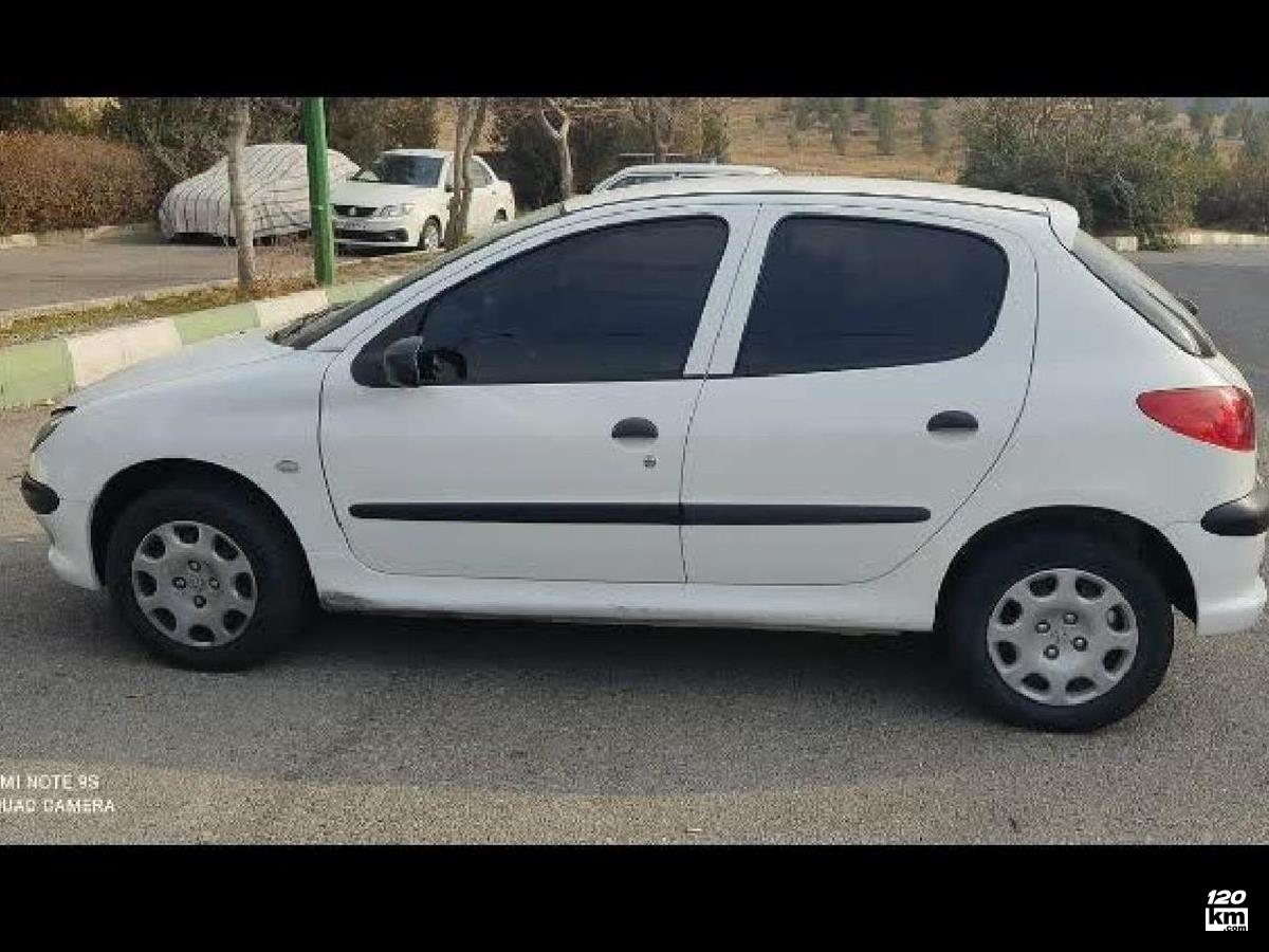 فروش پژو 206 تیپ 2 ۱۳۹۹ سفید چند لکه رنگ تهران لویزان (۱۴ آذر ۱۴۰۴)