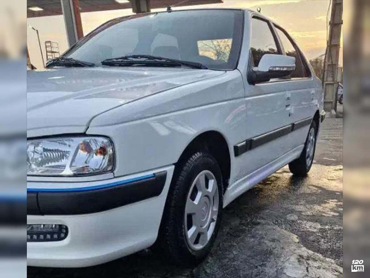 فروش پژو پارس سال ۱۴۰۳ سفید بدون رنگ تهران تهرانپارس شرقی (۱۵ آذر ۱۴۰۴)