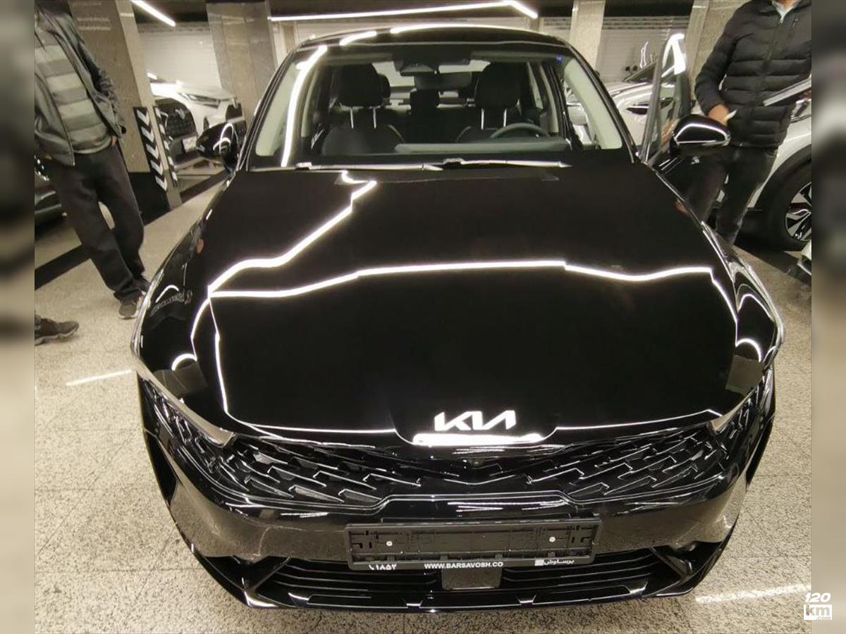 فروش کیا K5 1.5 لیتر توربو ۲۰۲۵ صفر مشکی بدون رنگ تهران ولنجک (۱۵ آذر ۱۴۰۴)