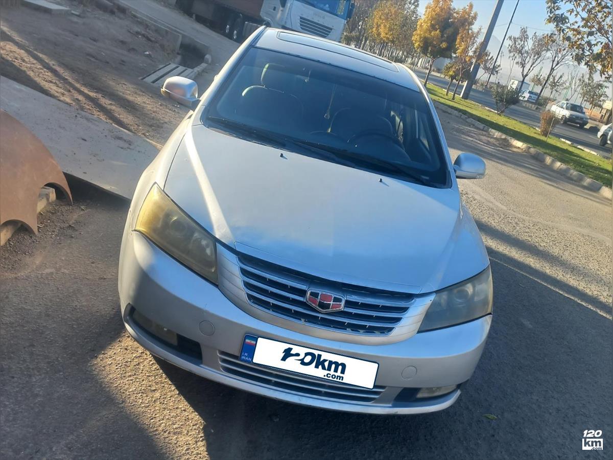 فروش جیلی امگرند 7 ۲۰۱۳ نقره ای چند لکه رنگ زنجان (۱۵ آذر ۱۴۰۴)