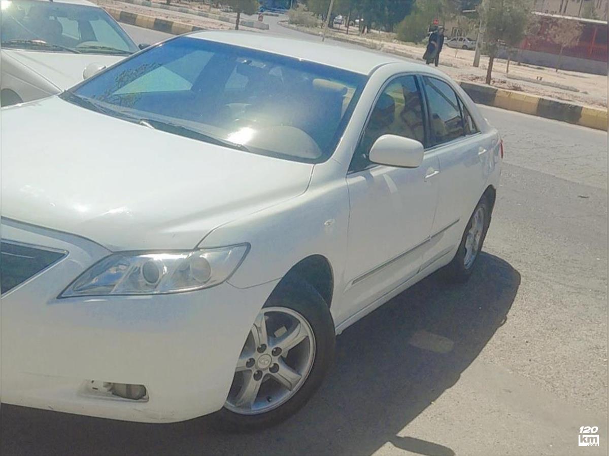 فروش تویوتا کمری GL ۲۰۰۸ سفید صدفی کرمان (۱۸ آذر ۱۴۰۴)