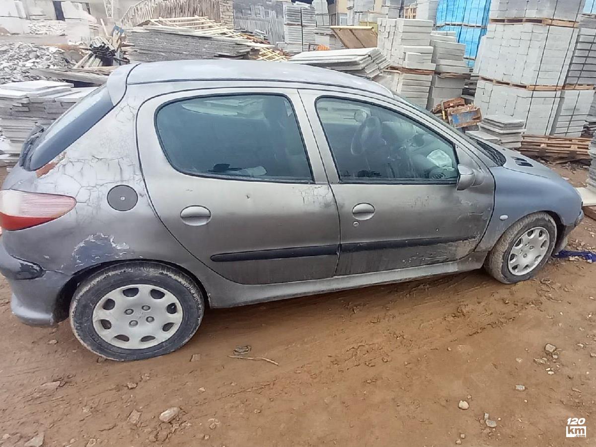 فروش پژو 206 تیپ 2 ۱۳۸۴ دلفینی کامل رنگ مشهد طرق (۱۹ آذر ۱۴۰۴)