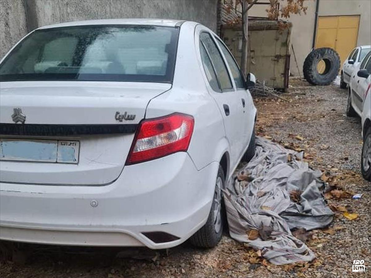 فروش ساینا EX ۱۳۹۷ (کم کارکرد) سفید بدون رنگ کرمانشاه (۲۲ آذر ۱۴۰۴)