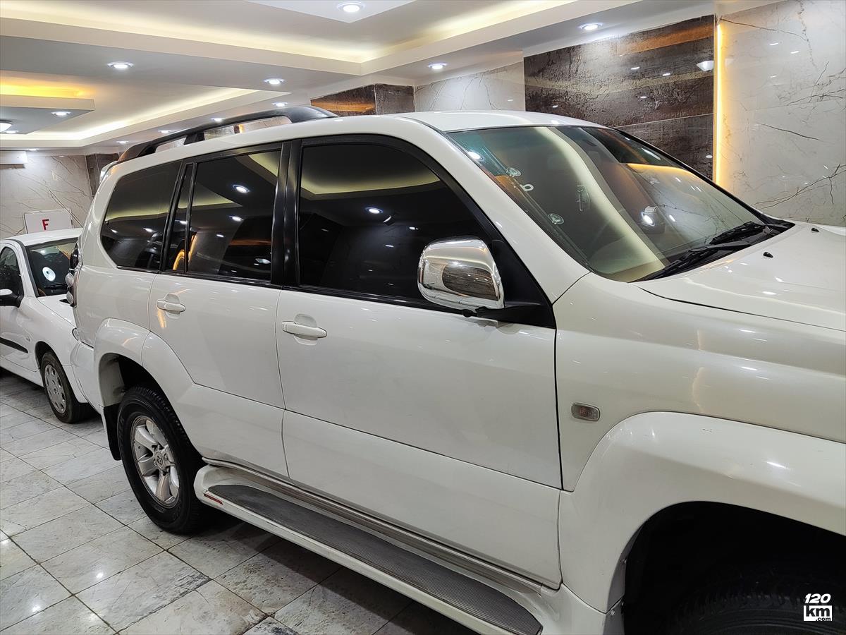 فروش تویوتا پرادو GX چهار در ۲۰۰۸ سفید صدفی دو لکه رنگ تهران دماوند (۲۵ آذر ۱۴۰۴)