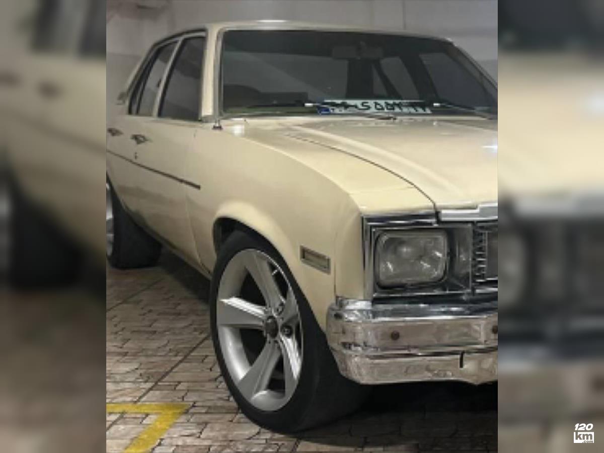 فروش شورولت نوا ۱۳۶۸ (کم کارکرد) کرم دور رنگ سنندج (۲۵ آذر ۱۴۰۴)