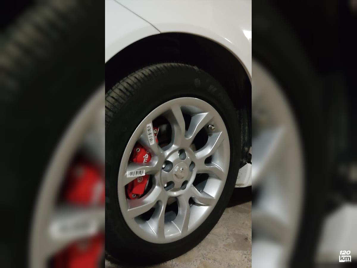 فروش دنا پلاس توربو ۱۴۰۳ سفید بدون رنگ رشت شهرک فجر (۲۶ آذر ۱۴۰۴)