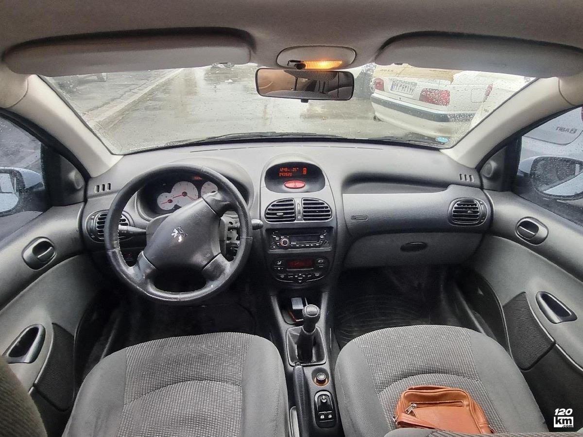 فروش پژو 206 تیپ 5 ۱۳۹۳ سفید بدون رنگ اراک (۲۸ آذر ۱۴۰۴)