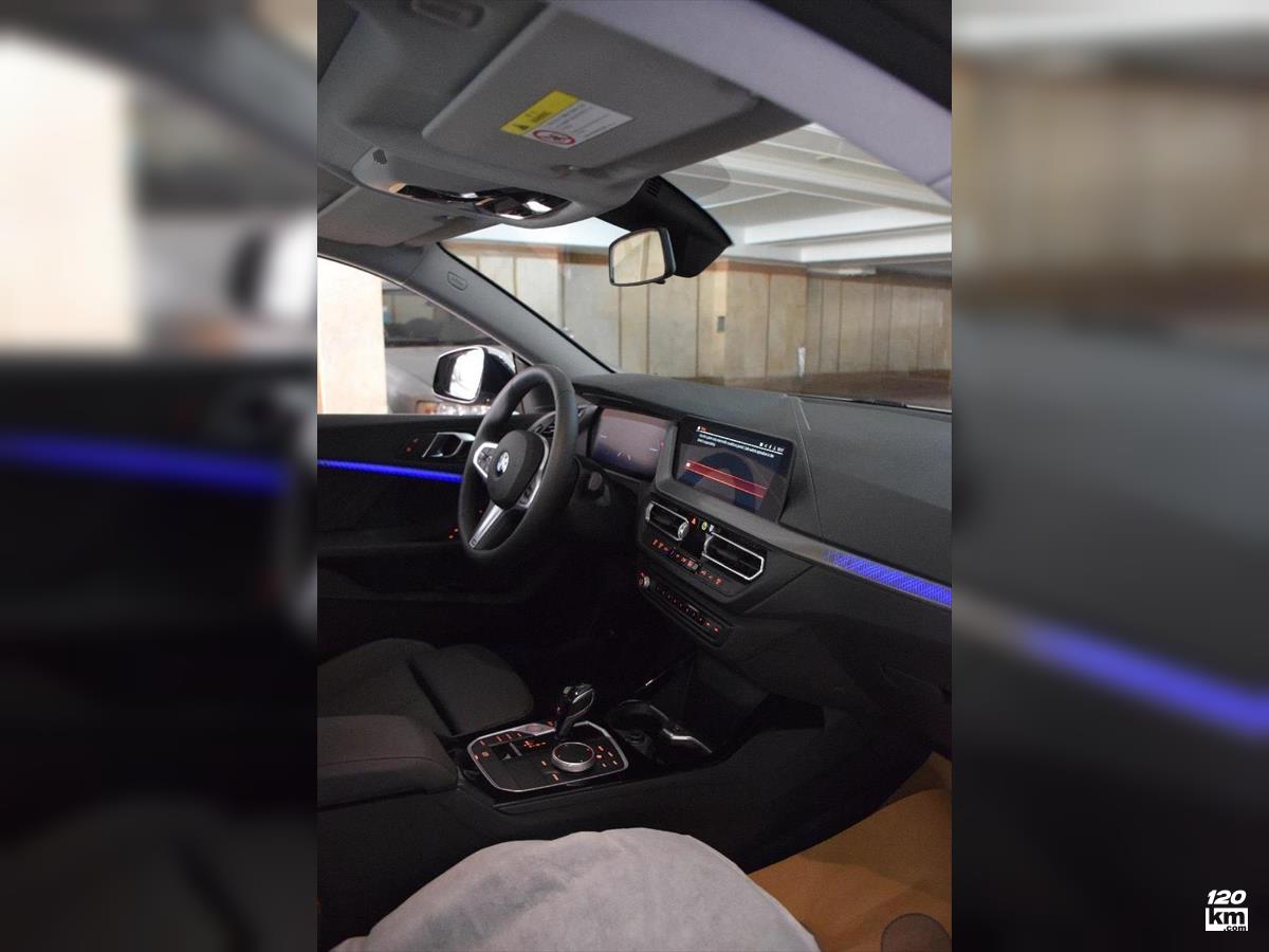 فروش بی ام و سری 2 220i کوپه ۲۰۲۴ صفر سفید بدون رنگ کرج مهرویلا (۳۰ آذر ۱۴۰۴)