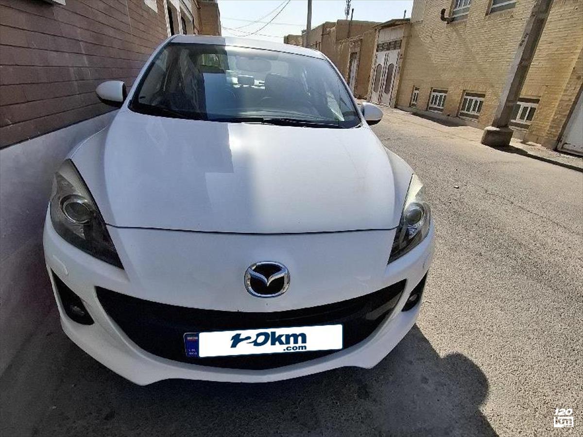 فروش مزدا 3 صندوقدار ۱۳۹۶ سفید بدون رنگ یزد بلوار دهه فجر (۱ دی ۱۴۰۴)