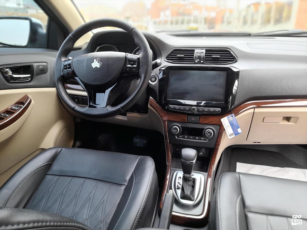 فروش شاهین S ۱۴۰۴ سفید بدون رنگ تهران درکه (۱ دی ۱۴۰۴)