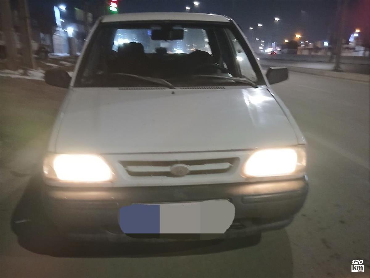 فروش پراید صندوقدار ۱۳۸۱ (کم کارکرد) سفید دور رنگ اراک (۲ دی ۱۴۰۴)