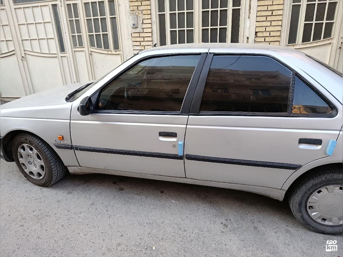 فروش پژو 405 GLX ۱۳۹۰ دوگانه سوز نقره ای دور رنگ ارومیه (۴ دی ۱۴۰۴)