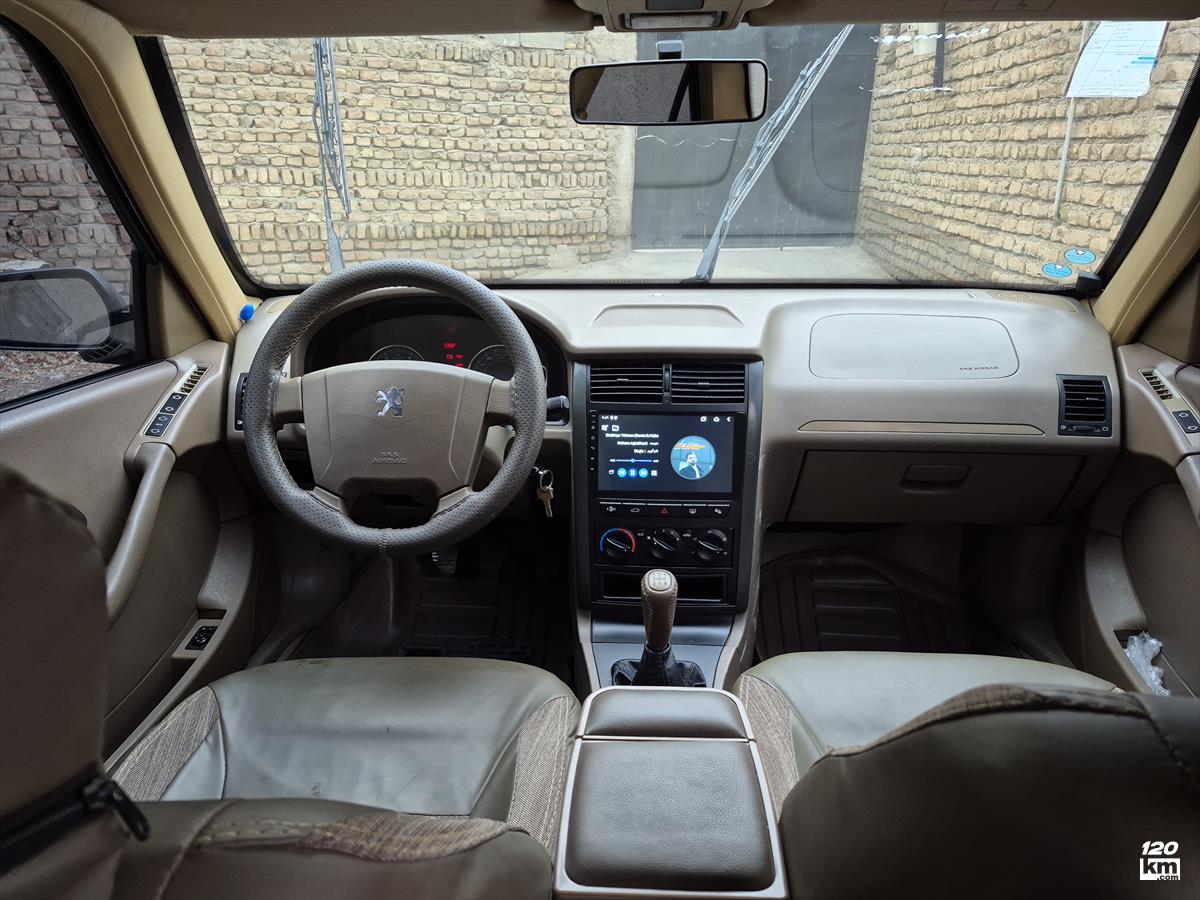 فروش پژو 405 GLX ۱۳۹۴ نقره ای دو لکه رنگ کرج کمالشهر (۵ دی ۱۴۰۴)