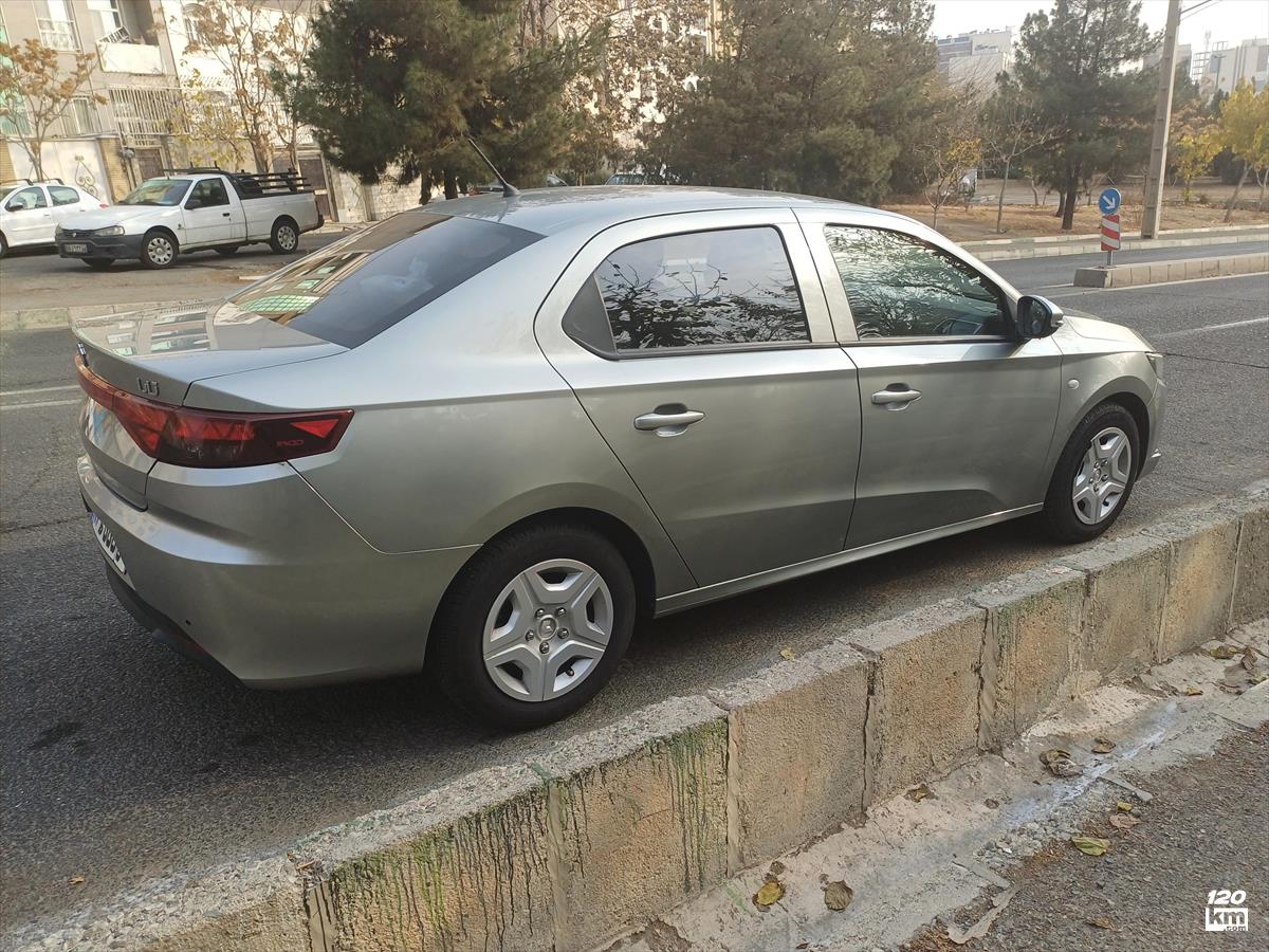 فروش تارا ۱۴۰۱ تیتانیومی بدون رنگ تهران پونک (۵ دی ۱۴۰۴)