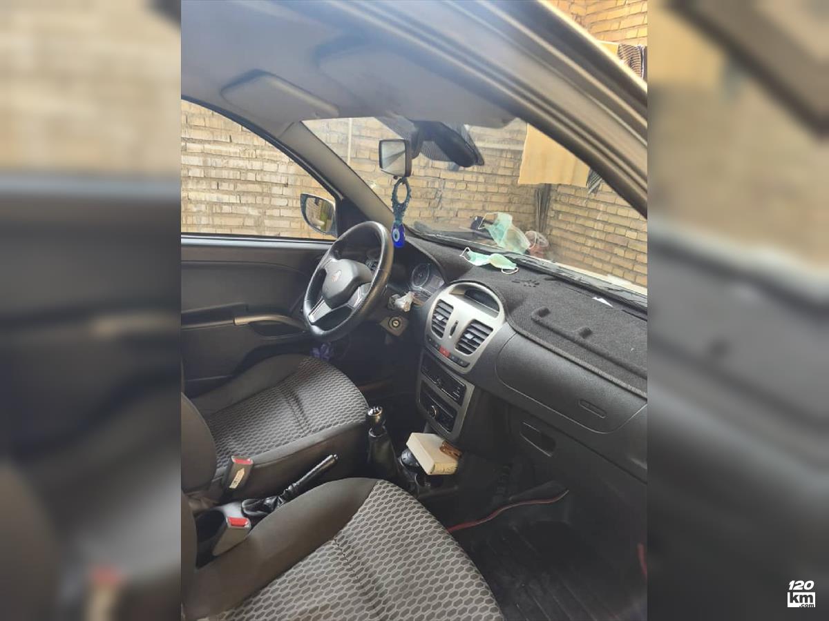 فروش ساینا S ۱۴۰۲ سفید چند لکه رنگ اهواز کوی مهدیس (۶ دی ۱۴۰۴)