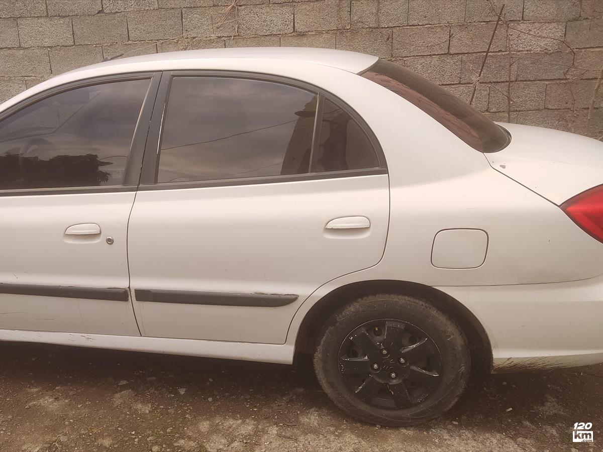 فروش کیا ریو ۱۳۹۰ سفید بدون رنگ گیلان ماسال (۹ دی ۱۴۰۴)