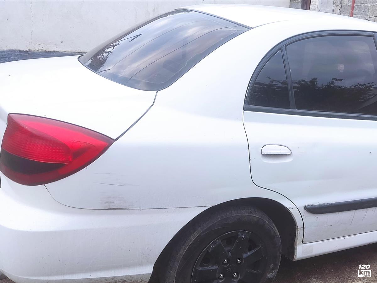 فروش کیا ریو ۱۳۹۰ سفید بدون رنگ گیلان ماسال (۹ دی ۱۴۰۴)