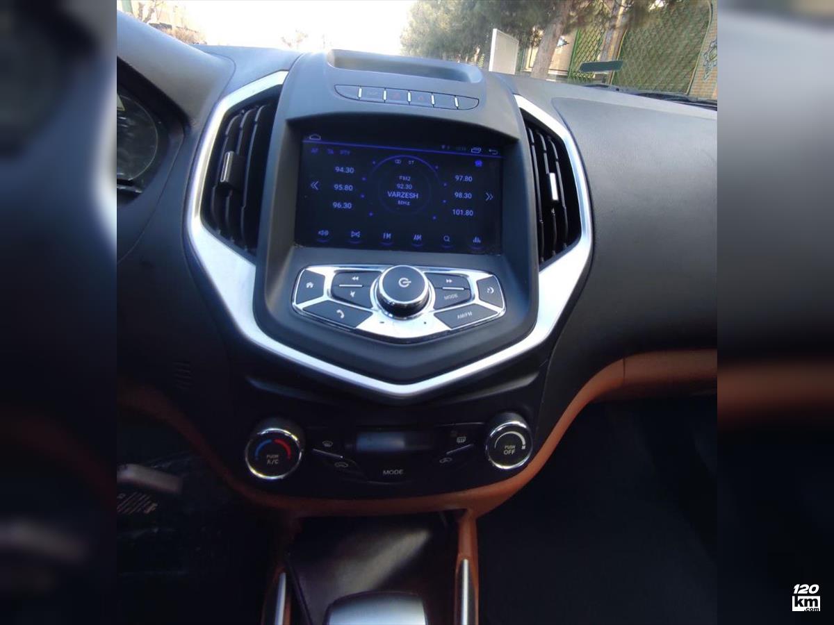 فروش جیلی GC6 ۱۳۹۸ سفید صدفی بدون رنگ اراک (۱۰ دی ۱۴۰۴)